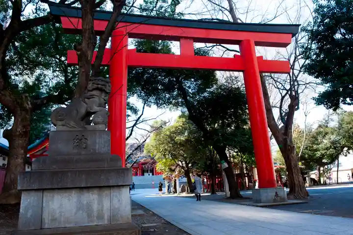 花園神社の鳥居