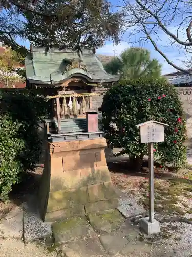 宇美神社の{uncategorized: "未分類", other: "その他", undefined: "問題あり", building: "その他建物", grave: "お墓", sacred_gate: "鳥居", guardian: "狛犬", statue: "像", buddha: "仏像", history: "歴史", nature: "自然", garden: "庭園", animal: "動物", pagoda: "塔", temizu: "手水舎", mountain_gate: "山門・神門", sanctuary: "本殿・本堂", subordinate: "末社・摂社", art: "芸術", scenery: "景色", jizo: "地蔵", ema: "絵馬", goshuin: "御朱印", omikuji: "おみくじ", items: "授与品その他", amulet: "お守り", goshuincho: "御朱印帳", eats: "食事", festival: "お祭り", votive_dance: "神楽", shichigosan: "七五三参", wedding: "結婚式", experience: "体験その他", initially: "初詣", around: "周辺", anti_infection: "感染症対策"}