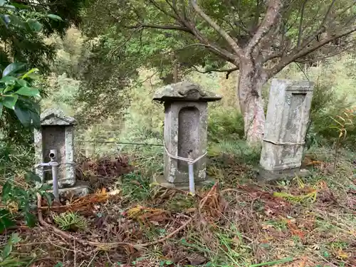 神社（名称不明）の末社