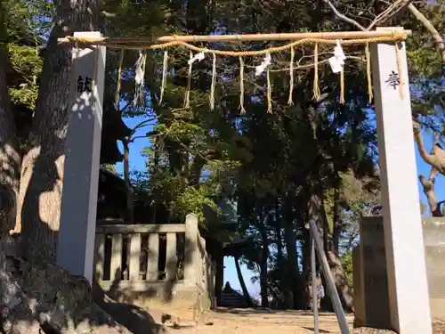 椎宮八幡神社の鳥居