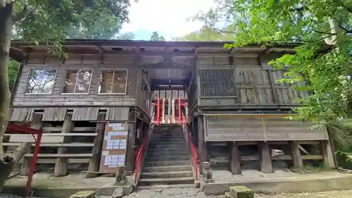 諏訪神社の山門・神門