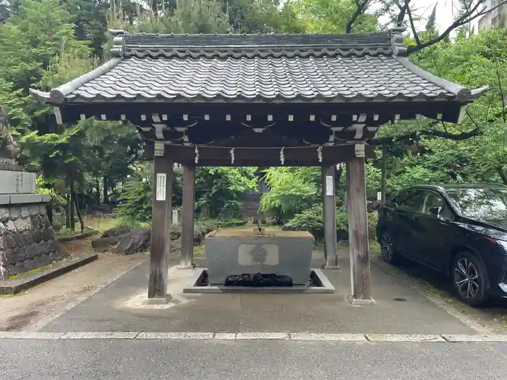 加納天満宮の手水舎