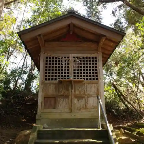 八幡神社の本殿・本堂