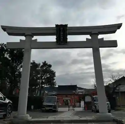 折上稲荷神社の{uncategorized: "未分類", other: "その他", undefined: "問題あり", building: "その他建物", grave: "お墓", sacred_gate: "鳥居", guardian: "狛犬", statue: "像", buddha: "仏像", history: "歴史", nature: "自然", garden: "庭園", animal: "動物", pagoda: "塔", temizu: "手水舎", mountain_gate: "山門・神門", sanctuary: "本殿・本堂", subordinate: "末社・摂社", art: "芸術", scenery: "景色", jizo: "地蔵", ema: "絵馬", goshuin: "御朱印", omikuji: "おみくじ", items: "授与品その他", amulet: "お守り", goshuincho: "御朱印帳", eats: "食事", festival: "お祭り", votive_dance: "神楽", shichigosan: "七五三参", wedding: "結婚式", experience: "体験その他", initially: "初詣", around: "周辺", anti_infection: "感染症対策"}