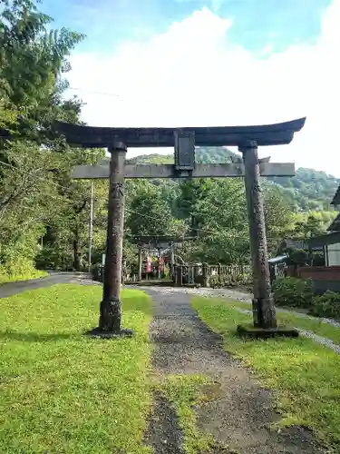 荒倉神社の鳥居