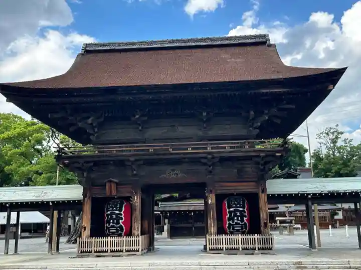 尾張大國霊神社(国府宮)の山門・神門