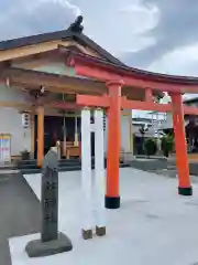 諏訪神社の鳥居