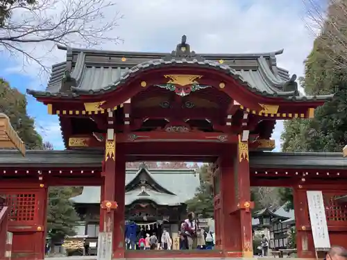 秩父神社の山門