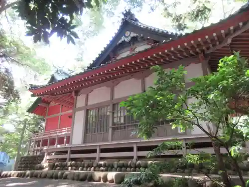 諸口神社の本殿