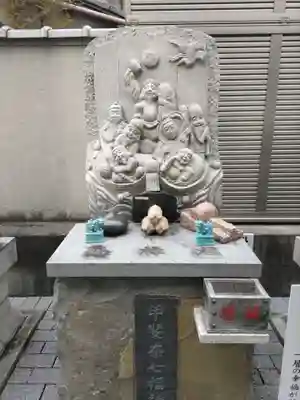 甲斐奈神社の末社・摂社