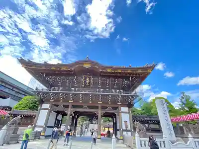 成田山新勝寺の山門・神門