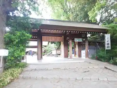 阿佐ヶ谷神明宮の山門・神門