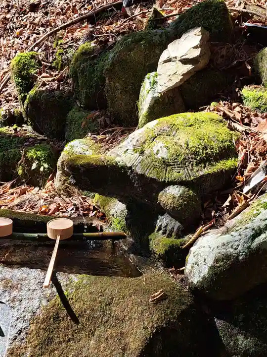 大嶽山那賀都神社(山梨県)