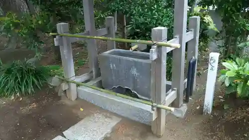 由比若宮（元鶴岡八幡宮）の手水舎