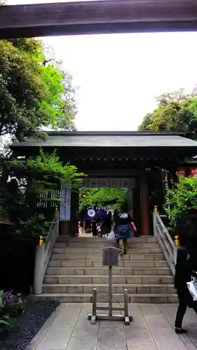 東京大神宮の山門・神門