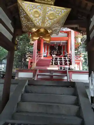 満足稲荷神社の本殿・本堂