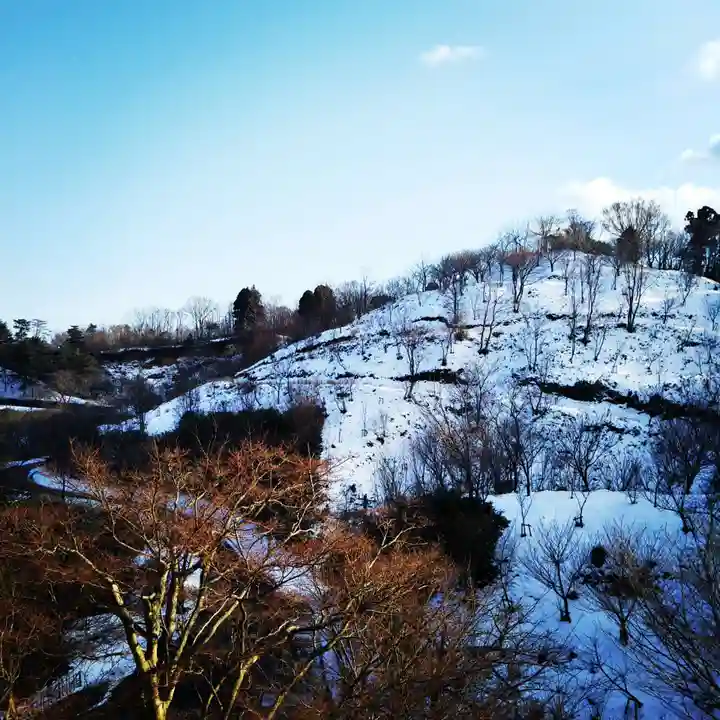 倶利迦羅不動寺山頂本堂の周辺