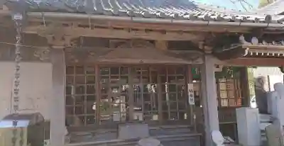 葦航寺の本殿・本堂