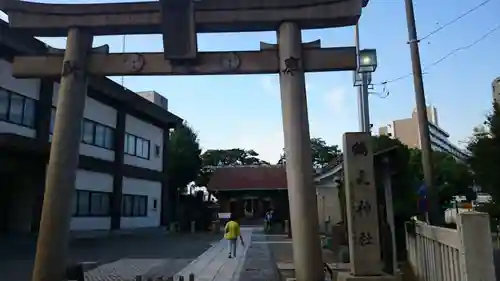 鶴見神社の鳥居