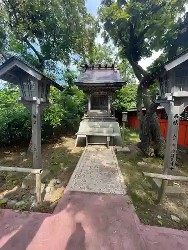 高山稲荷神社の末社