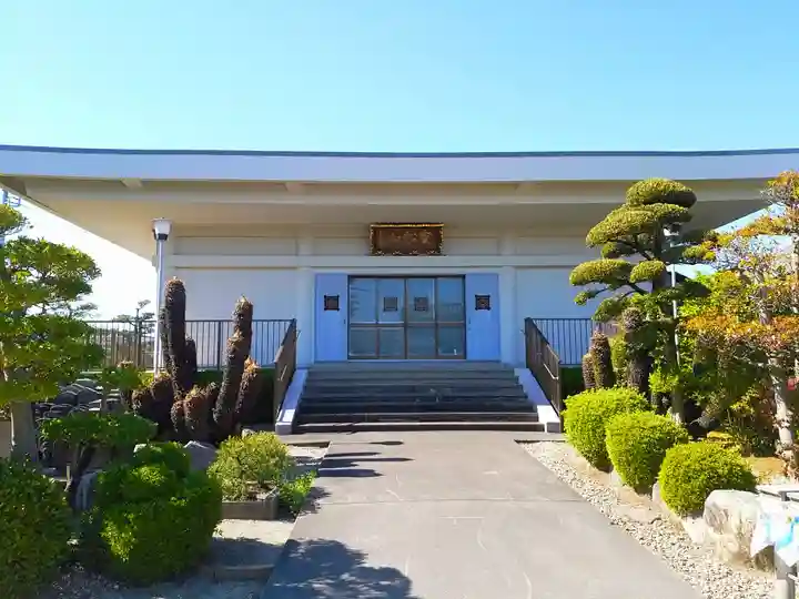 宝松山 長遠寺の本殿・本堂