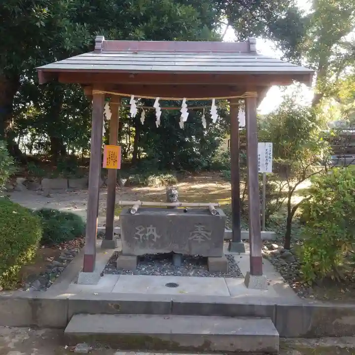 春日神社の手水舎