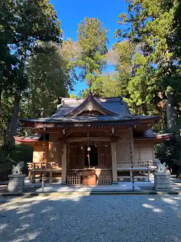 須山浅間神社の本殿