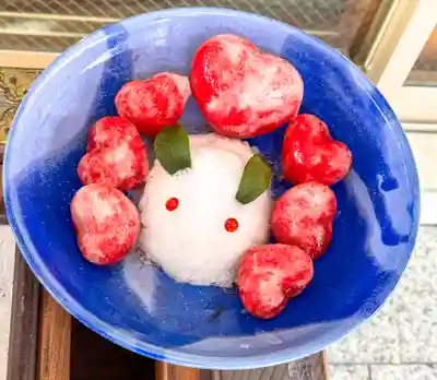 彌彦神社　(伊夜日子神社)の像