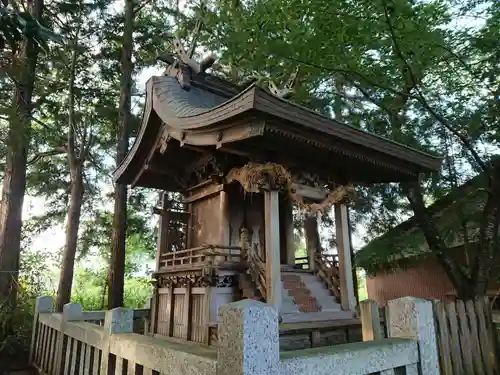 西山神社の本殿・本堂
