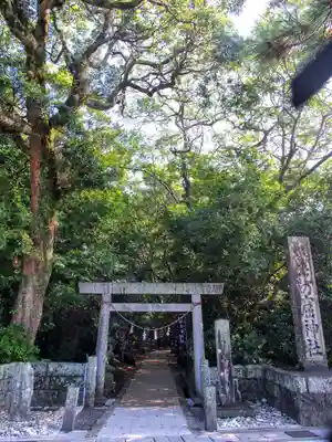 花窟神社の鳥居