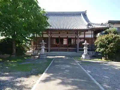 正覚寺の本殿・本堂