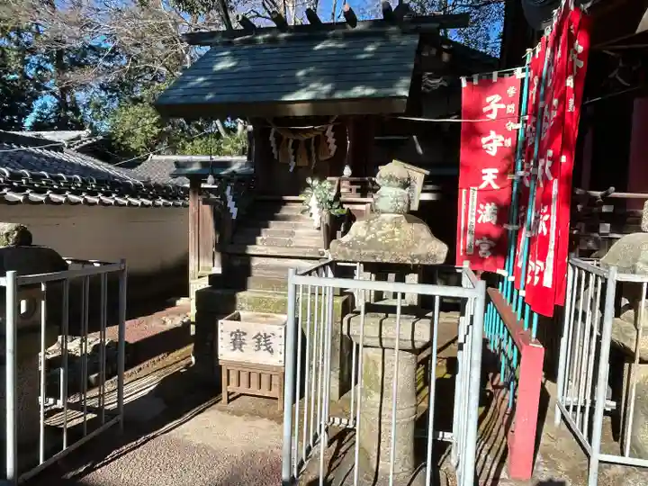 挙母神社の末社・摂社