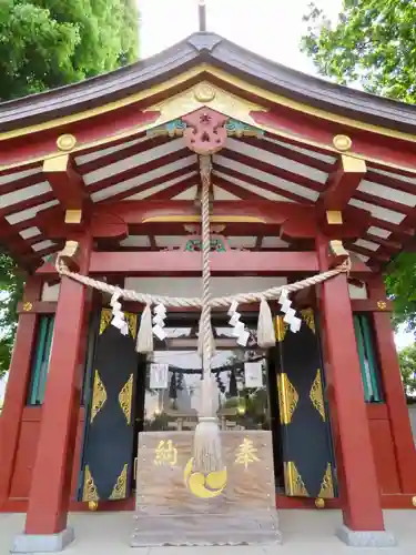 女塚神社の本殿