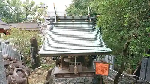 伊豫豆比古命神社の末社