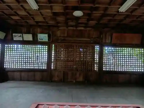 熊野神社の{uncategorized: "未分類", other: "その他", undefined: "問題あり", building: "その他建物", grave: "お墓", sacred_gate: "鳥居", guardian: "狛犬", statue: "像", buddha: "仏像", history: "歴史", nature: "自然", garden: "庭園", animal: "動物", pagoda: "塔", temizu: "手水舎", mountain_gate: "山門・神門", sanctuary: "本殿・本堂", subordinate: "末社・摂社", art: "芸術", scenery: "景色", jizo: "地蔵", ema: "絵馬", goshuin: "御朱印", omikuji: "おみくじ", items: "授与品その他", amulet: "お守り", goshuincho: "御朱印帳", eats: "食事", festival: "お祭り", votive_dance: "神楽", shichigosan: "七五三参", wedding: "結婚式", experience: "体験その他", initially: "初詣", around: "周辺", anti_infection: "感染症対策"}