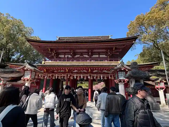 太宰府天満宮の{uncategorized: "未分類", other: "その他", undefined: "問題あり", building: "その他建物", grave: "お墓", sacred_gate: "鳥居", guardian: "狛犬", statue: "像", buddha: "仏像", history: "歴史", nature: "自然", garden: "庭園", animal: "動物", pagoda: "塔", temizu: "手水舎", mountain_gate: "山門・神門", sanctuary: "本殿・本堂", subordinate: "末社・摂社", art: "芸術", scenery: "景色", jizo: "地蔵", ema: "絵馬", goshuin: "御朱印", omikuji: "おみくじ", items: "授与品その他", amulet: "お守り", goshuincho: "御朱印帳", eats: "食事", festival: "お祭り", votive_dance: "神楽", shichigosan: "七五三参", wedding: "結婚式", experience: "体験その他", initially: "初詣", around: "周辺", anti_infection: "感染症対策"}