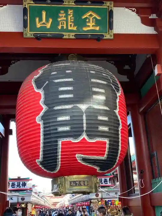 浅草寺の山門・神門