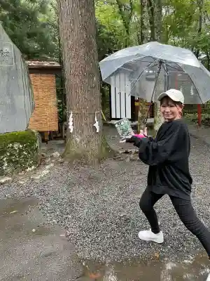 新屋山神社(山梨県)