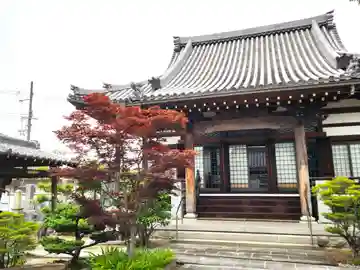 明覚寺の本殿・本堂