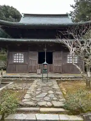 洞春寺の{uncategorized: "未分類", other: "その他", undefined: "問題あり", building: "その他建物", grave: "お墓", sacred_gate: "鳥居", guardian: "狛犬", statue: "像", buddha: "仏像", history: "歴史", nature: "自然", garden: "庭園", animal: "動物", pagoda: "塔", temizu: "手水舎", mountain_gate: "山門・神門", sanctuary: "本殿・本堂", subordinate: "末社・摂社", art: "芸術", scenery: "景色", jizo: "地蔵", ema: "絵馬", goshuin: "御朱印", omikuji: "おみくじ", items: "授与品その他", amulet: "お守り", goshuincho: "御朱印帳", eats: "食事", festival: "お祭り", votive_dance: "神楽", shichigosan: "七五三参", wedding: "結婚式", experience: "体験その他", initially: "初詣", around: "周辺", anti_infection: "感染症対策"}