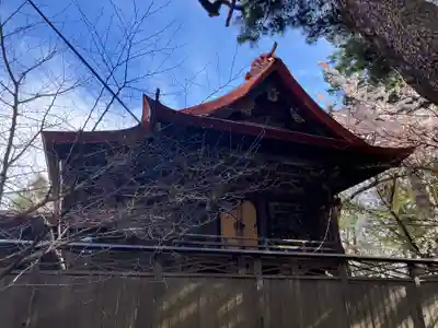 長者山新羅神社の本殿・本堂