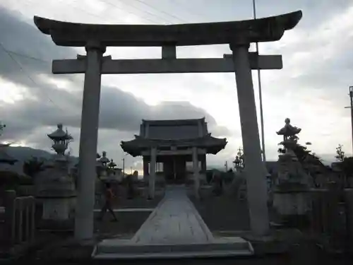 白山比賣神社の鳥居