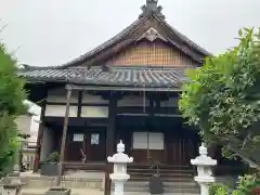 法徳寺の本殿