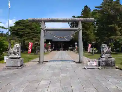 鳥谷崎神社の本殿・本堂