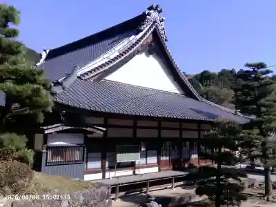高月院の{uncategorized: "未分類", other: "その他", undefined: "問題あり", building: "その他建物", grave: "お墓", sacred_gate: "鳥居", guardian: "狛犬", statue: "像", buddha: "仏像", history: "歴史", nature: "自然", garden: "庭園", animal: "動物", pagoda: "塔", temizu: "手水舎", mountain_gate: "山門・神門", sanctuary: "本殿・本堂", subordinate: "末社・摂社", art: "芸術", scenery: "景色", jizo: "地蔵", ema: "絵馬", goshuin: "御朱印", omikuji: "おみくじ", items: "授与品その他", amulet: "お守り", goshuincho: "御朱印帳", eats: "食事", festival: "お祭り", votive_dance: "神楽", shichigosan: "七五三参", wedding: "結婚式", experience: "体験その他", initially: "初詣", around: "周辺", anti_infection: "感染症対策"}