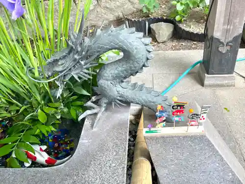 東海市熊野神社の手水舎