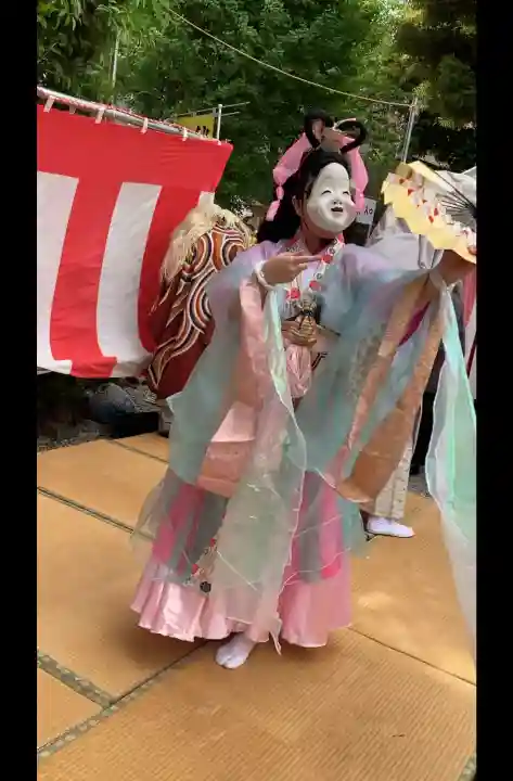 蛇窪神社の{uncategorized: "未分類", other: "その他", undefined: "問題あり", building: "その他建物", grave: "お墓", sacred_gate: "鳥居", guardian: "狛犬", statue: "像", buddha: "仏像", history: "歴史", nature: "自然", garden: "庭園", animal: "動物", pagoda: "塔", temizu: "手水舎", mountain_gate: "山門・神門", sanctuary: "本殿・本堂", subordinate: "末社・摂社", art: "芸術", scenery: "景色", jizo: "地蔵", ema: "絵馬", goshuin: "御朱印", omikuji: "おみくじ", items: "授与品その他", amulet: "お守り", goshuincho: "御朱印帳", eats: "食事", festival: "お祭り", votive_dance: "神楽", shichigosan: "七五三参", wedding: "結婚式", experience: "体験その他", initially: "初詣", around: "周辺", anti_infection: "感染症対策"}