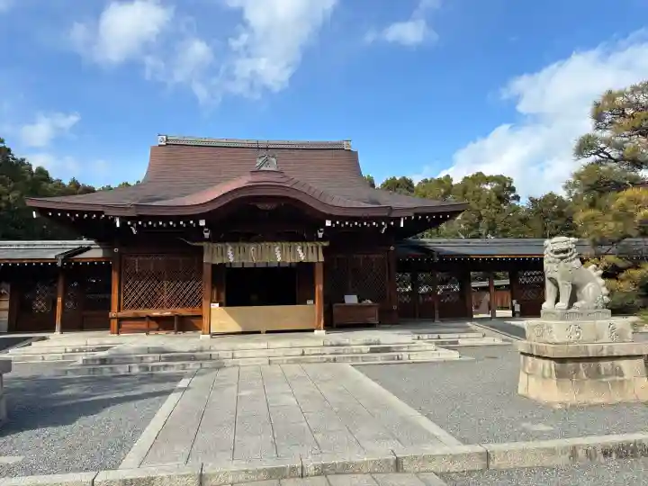城南宮の{uncategorized: "未分類", other: "その他", undefined: "問題あり", building: "その他建物", grave: "お墓", sacred_gate: "鳥居", guardian: "狛犬", statue: "像", buddha: "仏像", history: "歴史", nature: "自然", garden: "庭園", animal: "動物", pagoda: "塔", temizu: "手水舎", mountain_gate: "山門・神門", sanctuary: "本殿・本堂", subordinate: "末社・摂社", art: "芸術", scenery: "景色", jizo: "地蔵", ema: "絵馬", goshuin: "御朱印", omikuji: "おみくじ", items: "授与品その他", amulet: "お守り", goshuincho: "御朱印帳", eats: "食事", festival: "お祭り", votive_dance: "神楽", shichigosan: "七五三参", wedding: "結婚式", experience: "体験その他", initially: "初詣", around: "周辺", anti_infection: "感染症対策"}