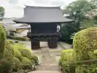 等覚院の山門・神門