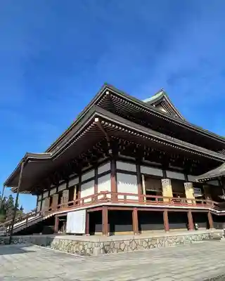 成田山新勝寺の本殿・本堂